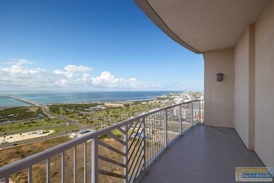 Fully Renovated 27th-Floor Beachfront Luxury Residence. This - photo 32
