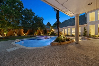 Welcome to this exceptional former Windsor luxury model home in - photo 33