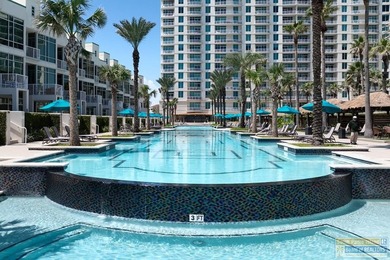 Fully Renovated 27th-Floor Beachfront Luxury Residence. This - photo 43