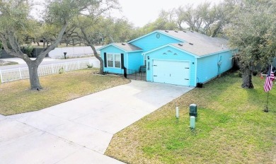 (private lake, pond, creek) Home For Sale in Rockport Texas