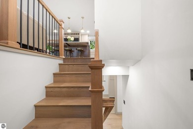 Additional listing photo 4