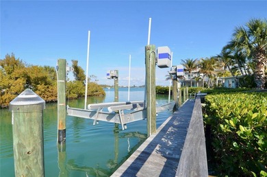 One or more photo(s) has been virtually staged. VENICE ISLAND - photo 11