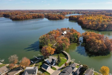 Discover an unrivaled private island sanctuary on one of - photo 4
