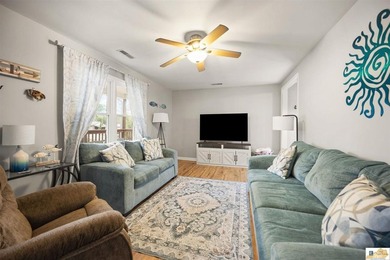Lake House Retreat - Fully Furnished & Move-In Ready! Enjoy the - photo 4