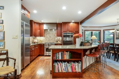 Mountain views, great outdoor living, and plenty of room for - photo 14