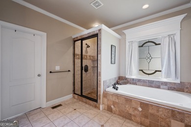 Seller is offering $10,000 incentive to use however the buyer - photo 15