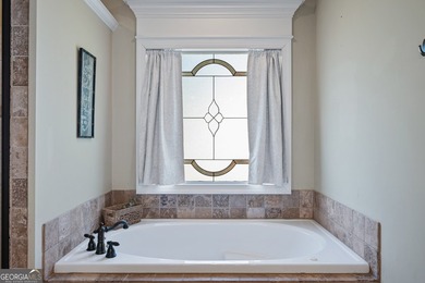 Seller is offering $10,000 incentive to use however the buyer - photo 16