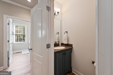 Seller is offering $10,000 incentive to use however the buyer - photo 18