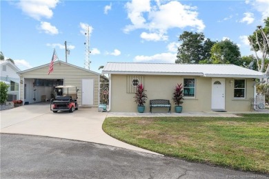 Lake Okeechobee Home For Sale in Okeechobee Florida