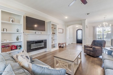 Welcome to your private retreat in the sought-after Palmetto - photo 5