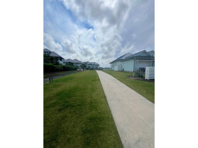 DESIRABLE WATERFRONT CANAL LOT- This canal front lot features a - photo 6