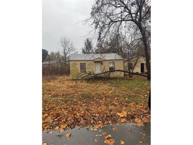 Arkansas River Home For Sale in Tulsa Oklahoma