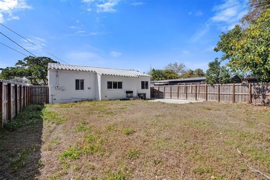 Bright, newly renovated 2-bed, 1-bath home plus versatile den in - photo 31