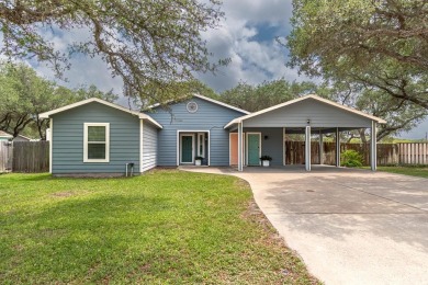 (private lake, pond, creek) Home For Sale in Rockport Texas