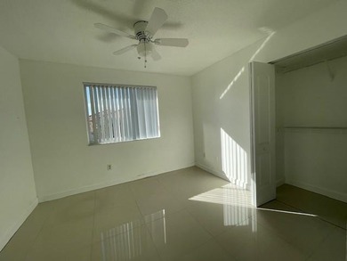 GREAT CONDO 2 BED 2 BATH LOCATED IN PINEHURST CLUB COMDOMMINIUM - photo 4