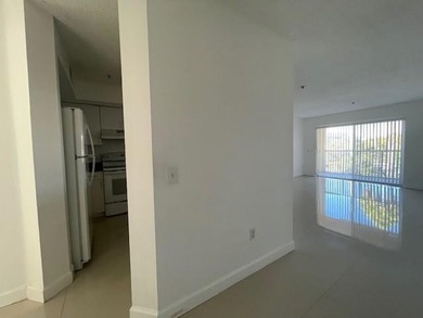GREAT CONDO 2 BED 2 BATH LOCATED IN PINEHURST CLUB COMDOMMINIUM - photo 6
