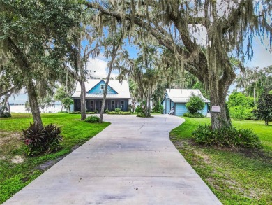 Reedy Lake Home For Sale in Frostproof Florida