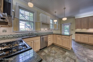 Charming 1930s English Cottage-inspired home where original - photo 2
