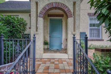 Charming 1930s English Cottage-inspired home where original - photo 8