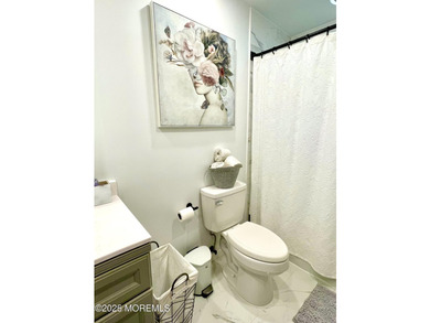 This gorgeous contemporary split level is located on a quiet - photo 16