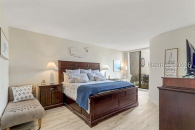 Beachfront townhome in Shorewood Villas offering 3 bedrooms and - photo 20