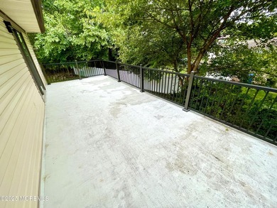 This gorgeous contemporary split level is located on a quiet - photo 21