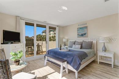 Beachfront townhome in Shorewood Villas offering 3 bedrooms and - photo 27
