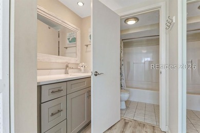 Beachfront townhome in Shorewood Villas offering 3 bedrooms and - photo 31