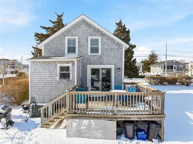 Welcome to 27 Benson Avenue - a charming beach cottage just - photo 35