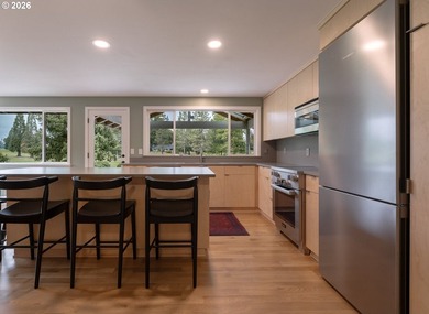 Fabulous very well maintained one-level Ranch style home located - photo 11