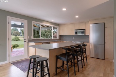 Fabulous very well maintained one-level Ranch style home located - photo 14