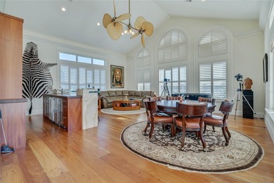 WOW! SPECTACULAR LAKEFRONT WITH AMAZING SUNSET VIEW. 6-7 BEDROOM - photo 23