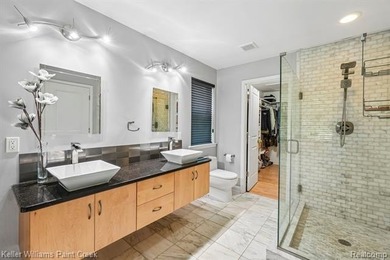WELCOME HOME !! Fabulous Modern & Easy to Maintain 3 Bedroom 2 - photo 10