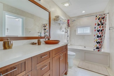 WOW! SPECTACULAR LAKEFRONT WITH AMAZING SUNSET VIEW. 6-7 BEDROOM - photo 43