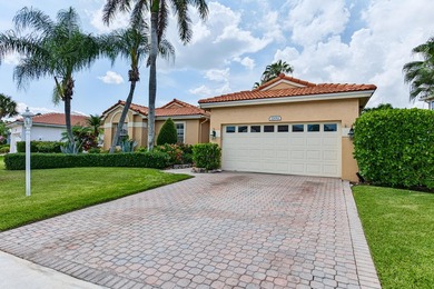 Beautifully maintained 1 story Mediterranean style home - photo 3