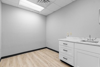 You can't beat the location of this exceptional medical - photo 16