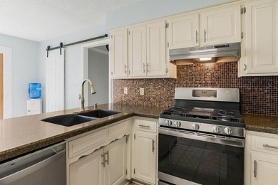 PRICE IMPROVEMENT! HIGHLY MOTIVATED SELLERS! We welcome any and - photo 18