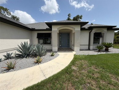 **No flood zone, double lot, custom built by Southwest Florida - photo 2