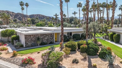 Stunning remodeled William Krisel-designed Mid-Centry Modern - photo 3