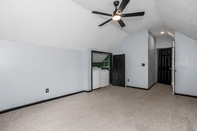PRICE IMPROVEMENT! HIGHLY MOTIVATED SELLERS! We welcome any and - photo 33