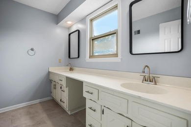 PRICE IMPROVEMENT! HIGHLY MOTIVATED SELLERS! We welcome any and - photo 37