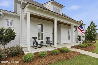 Stunning, like brand new home in Lake Caroline! This lovely Home - photo 2