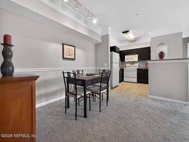Welcome to this beautifully maintained, fully furnished - photo 6