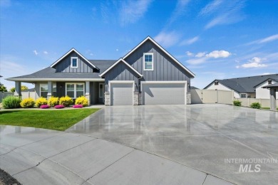 Lake Home For Sale in Caldwell, Idaho
