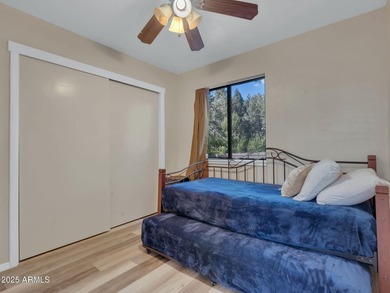 Welcome to one of Munds Park's most exceptional offerings, a - photo 12