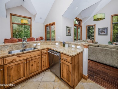 Welcome to this beautifully maintained three bedroom, three bath - photo 12