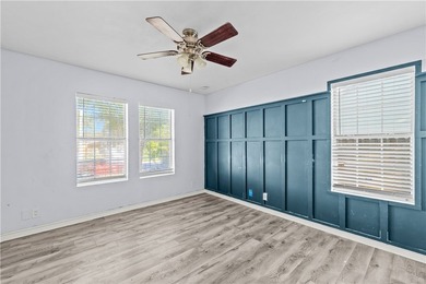 Welcome to 4905 Willowbrook! A charming home perfectly - photo 13