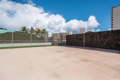 Affordable, move-in ready studio with modern upgrades, ideal for - photo 13