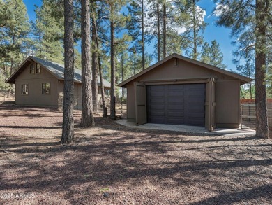 Welcome to one of Munds Park's most exceptional offerings, a - photo 22