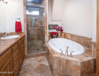 Welcome to this beautifully maintained three bedroom, three bath - photo 23